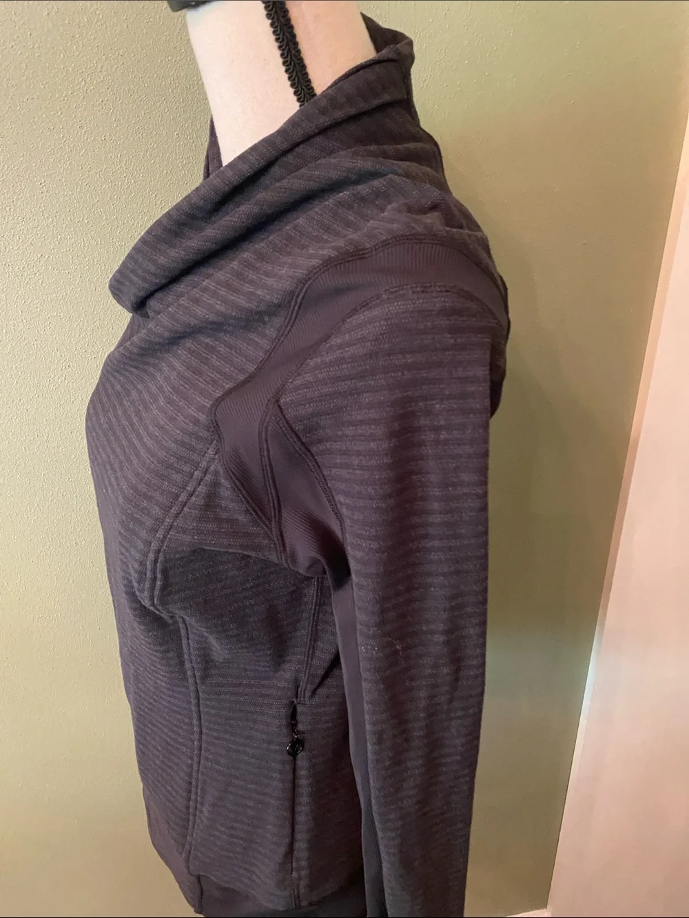 Beautiful Lululemon jacket